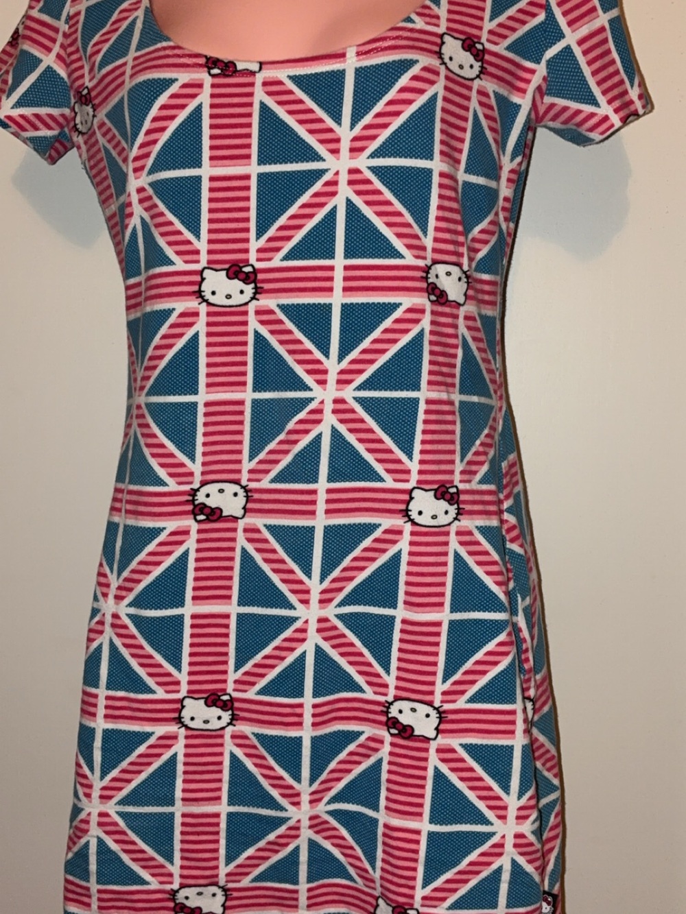 Nwot Hello Kitty Pink and Blue Geometric Mini Dress Medium British uk Union Jack